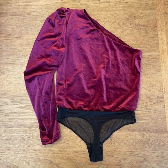 Undress Code Burgundy Flaneur Bodysuit  Asymmetrical Sleeve Snap crotch - Picture 2 of 2